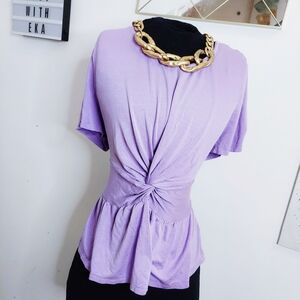 Lavender short-sleeved top